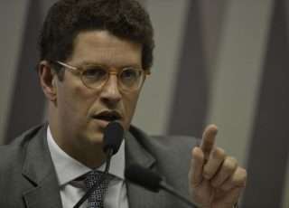 Ministro Ricardo Salles divulga comercial de montadora em sua rede social. Foto - Agência Brasil/Divulgação