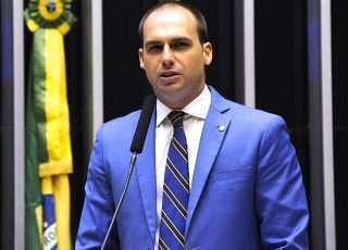 Deputado Eduardo Bolsonaro teria votado para derrubar quatro vetos do presidente Bolsonaro, seu pai, à lei de Abuso de Autoridade. Foto - Câmara dos Deputados