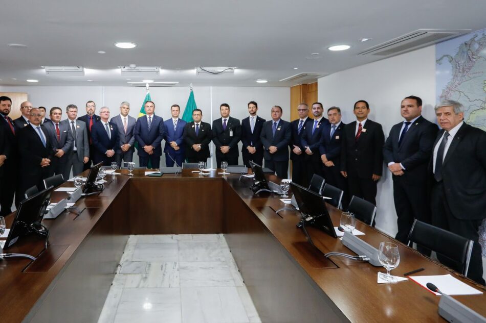 O presidente Jair Bolsonaro em reunião com secretários estaduais de segurança pública, que pediram recriação de ministério para cuidar da área. Foto - Carolina Antunes/PR